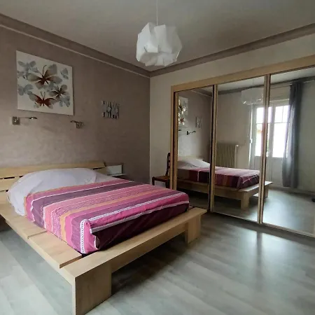 Apartment Logis Le 18 Rose