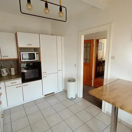 Apartamento Logis Le 18 Rose *